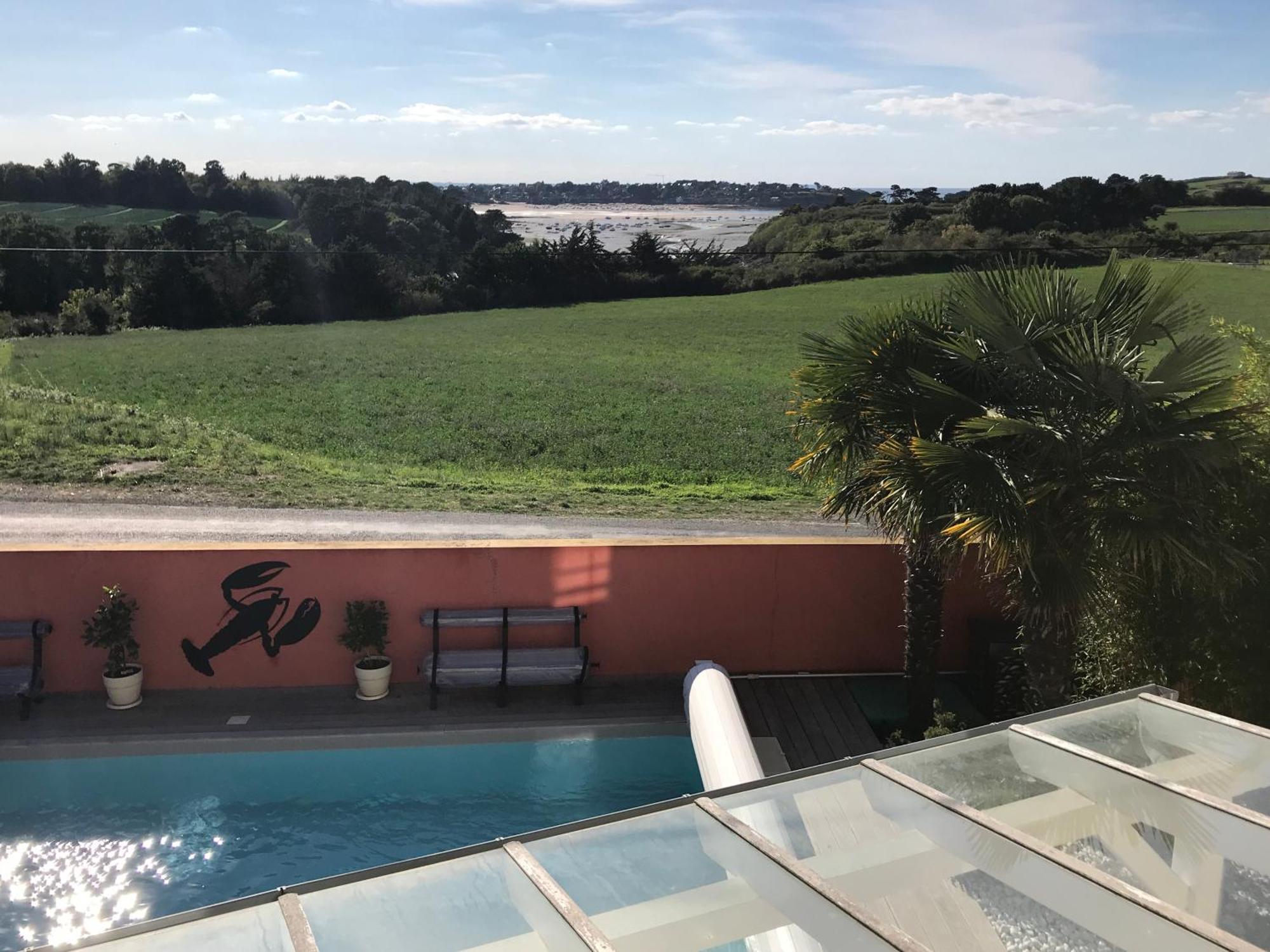 Le Clos Du Lupin Saint-Coulomb Exteriér fotografie